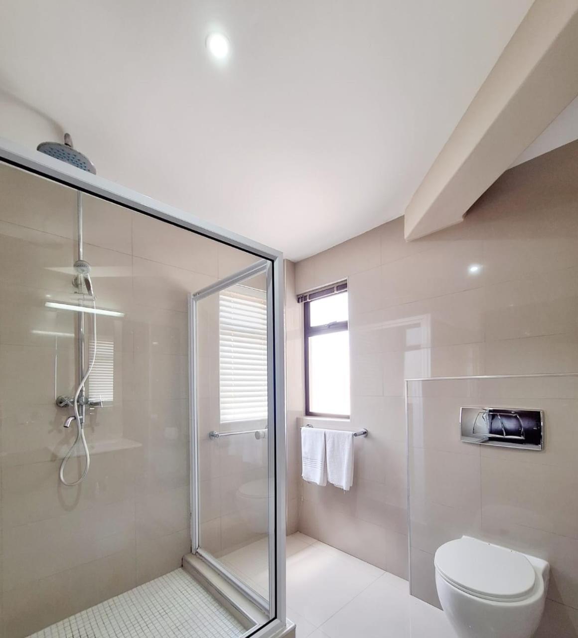 Camere Da Letto- Hotel-On-The Beach Self Catering Свакопмунд Экстерьер фото